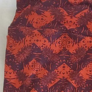 LulaRoe Leggings Red One Size Chevron Print